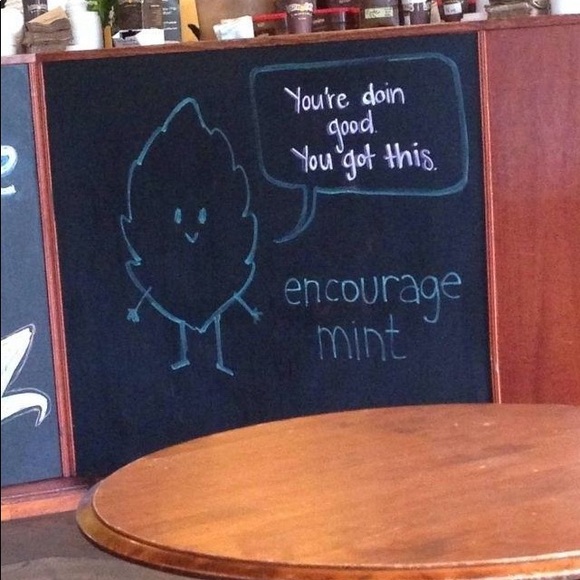 Meet your Posher, Kim - Picture 2 of 3